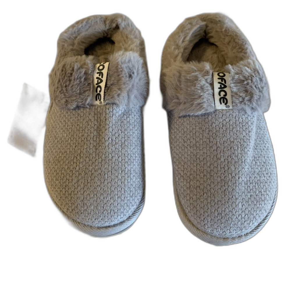 NWT Coface Plush Slippers Gray Sz 5 Gorgeous
